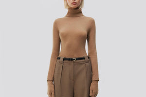 JONATHAN SIMKHAI Rollkragenpullover "DITA" camel