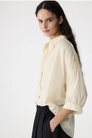 KNIT TED poplin shirt "LIES" light blue