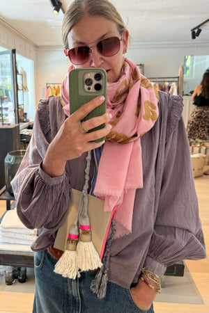 KARIEN BELLE Pashmina "POETRY" rosa