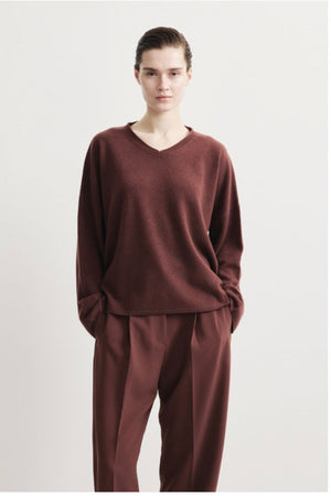 FFC Cashmere/Wool Feinstrick V-Neck Pullover "Neo" rost/braun
