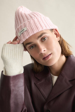 Wool Beanie "Onyx" by LE BONNET