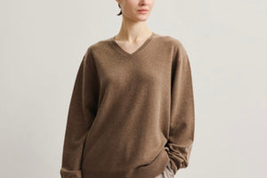 FFC Cashmere/Wool Feinstrick V-Neck Pullover "Neo" taupe