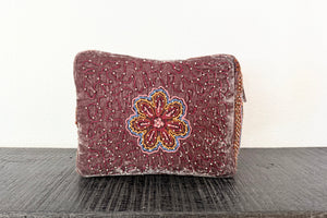 V.DE.VINSTER Velvet Necessaire oder Clutch flieder