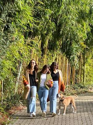 E WITH LOVE Handknit Jacke "SLEEVE" sand