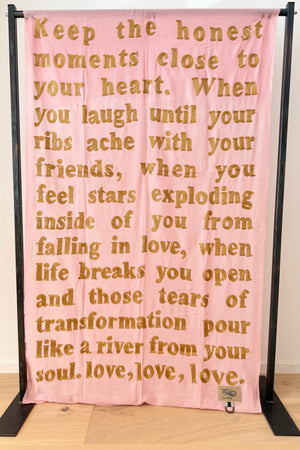 KARIEN BELLE Pashmina "POETRY" rosa