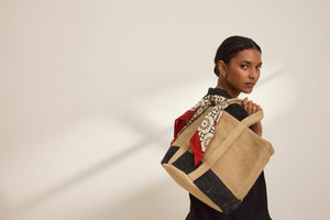 VELVET BY CLEO WADE Raffiashopper SMALL