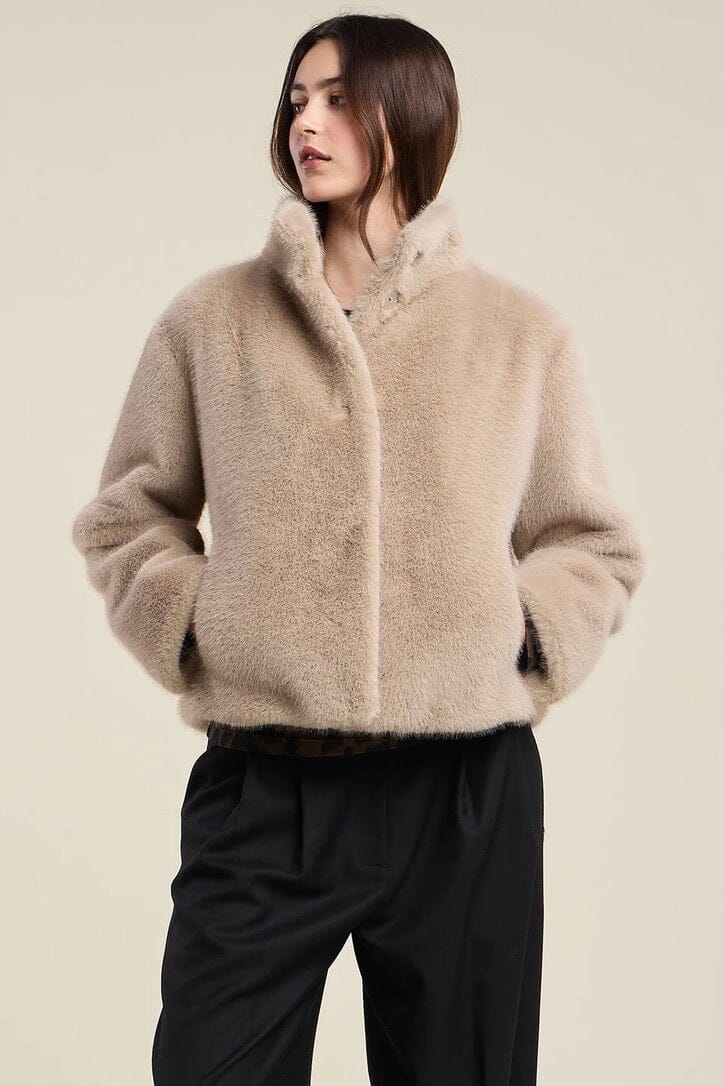 VELVET by Graham and Spencer  Fake Fur Jacke "Sheena" sand