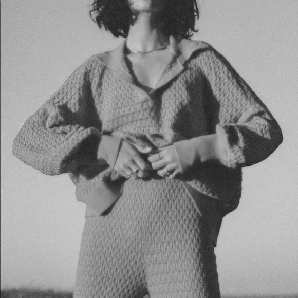 LOVE MR MITTENS Cotton Lace Polo schwarz