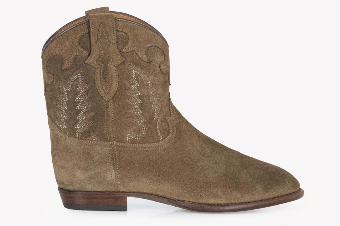 SHILOH HERITAGE "Midnight" short chestnut