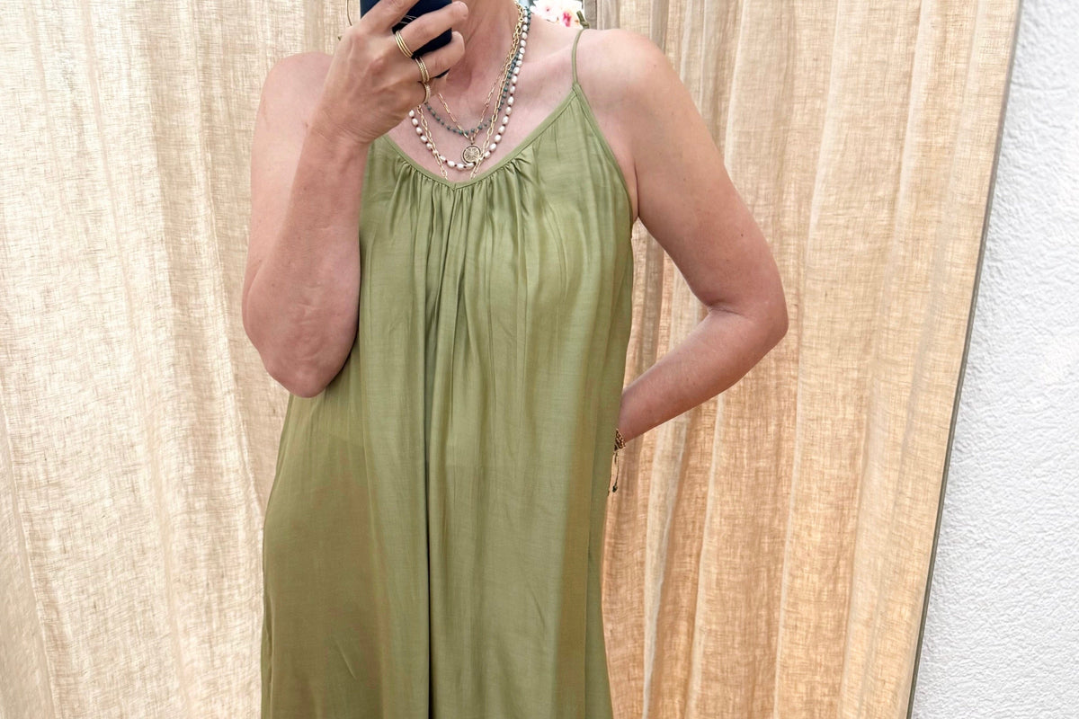 AYRE Trägerviscosekleid "LEXANE" olive