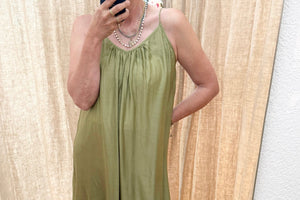 AYRE Trägerviscosekleid "LEXANE" olive