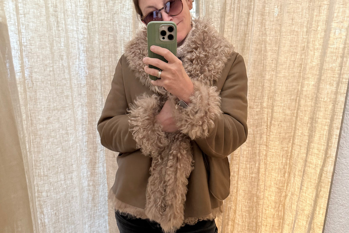 GUSHLOW AND COLE Curly Toscana fur scarf