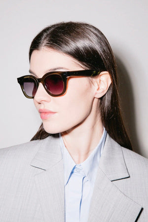 PETER AND MAY Model "Lily of the Valley" saguro green