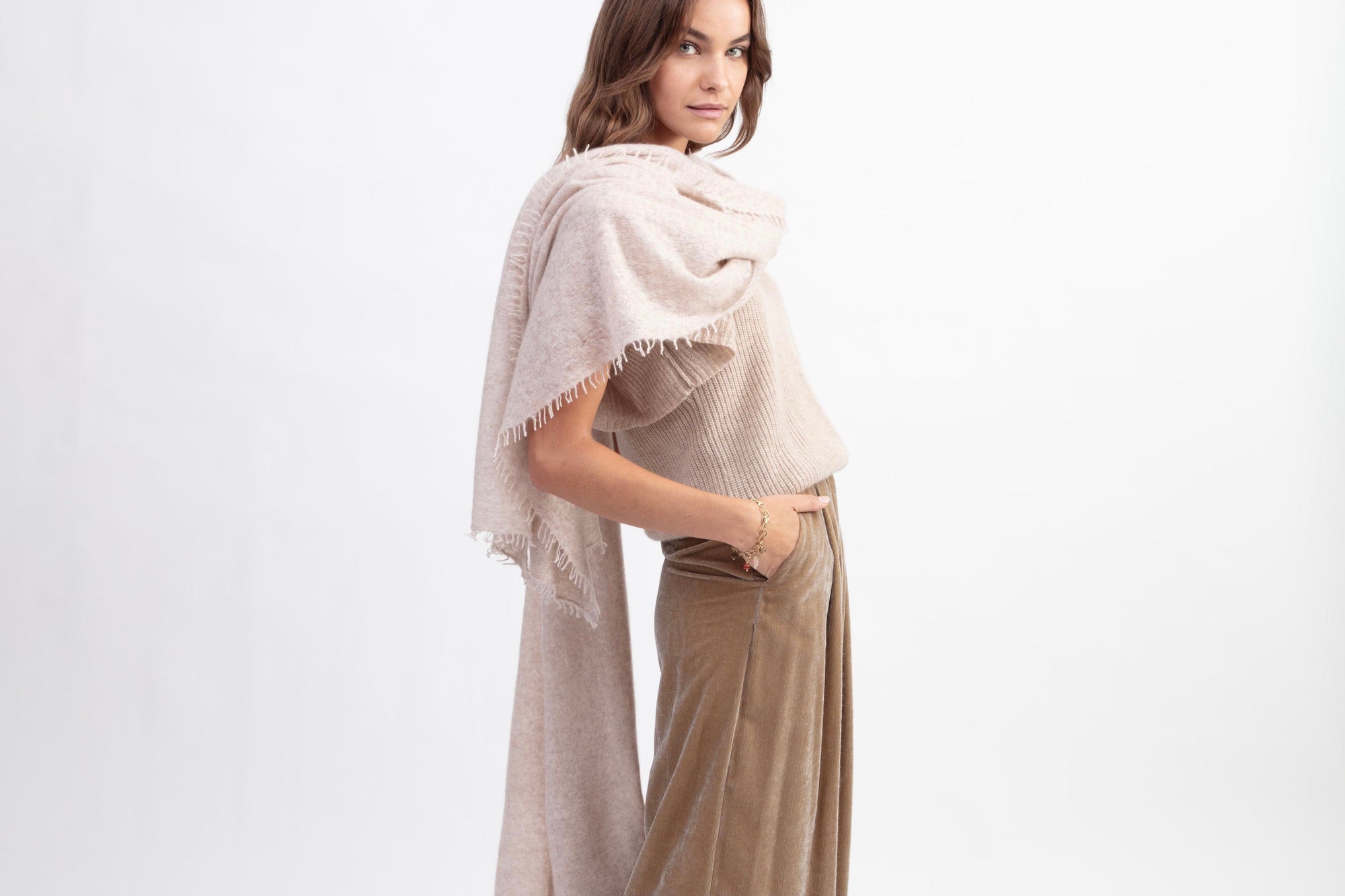 Choice by Réjane Rosenberger cashmere scarf light camel (G-19)