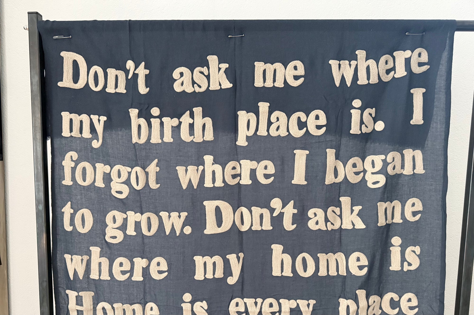 KARIEN BELLE Pashmina "POETRY"storm/sand