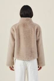 VELVET by Graham and Spencer  Fake Fur Jacke "Sheena" sand