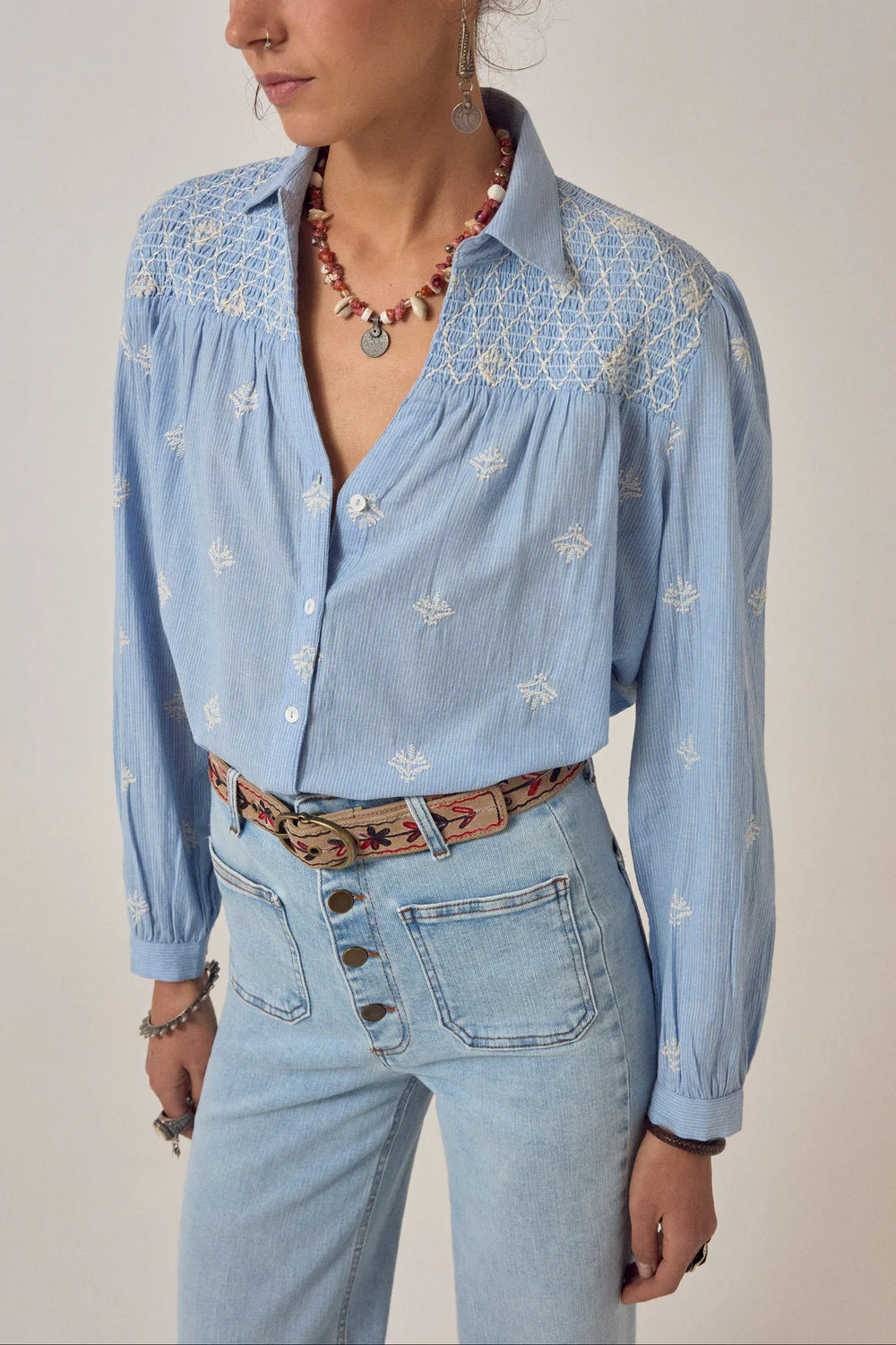 MAISON HOTEL Baumwollbluse "JAMES" sky blue