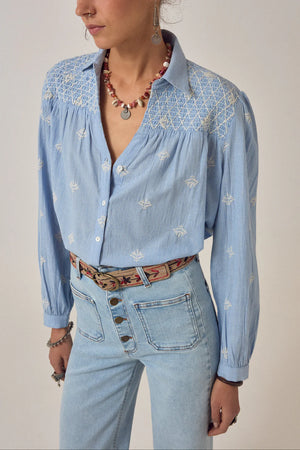 MAISON HOTEL Baumwollbluse "JAMES" sky blue