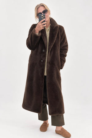 HELMUR Fakefur Mantel "VICTORIA" cacao