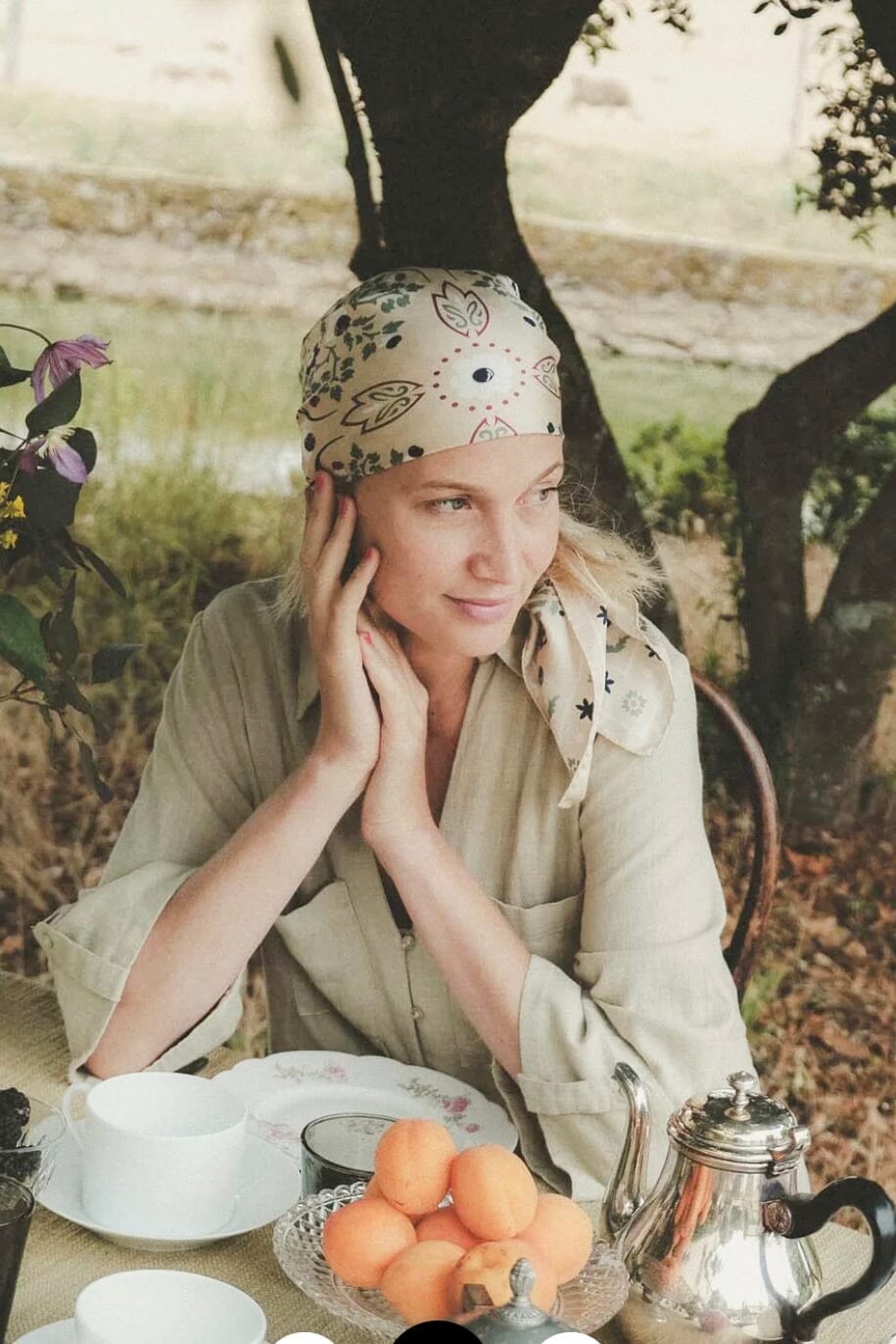 MAISON LECOMTE FLAMANT Seidenschal "Secret Garten" sand