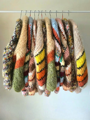 E WITH LOVE Handknit Jacke "SAMIA" oliv