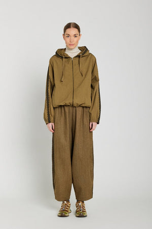 V.DE.VINSTER Hoddiejacke "SEEMA" khaki bestickt