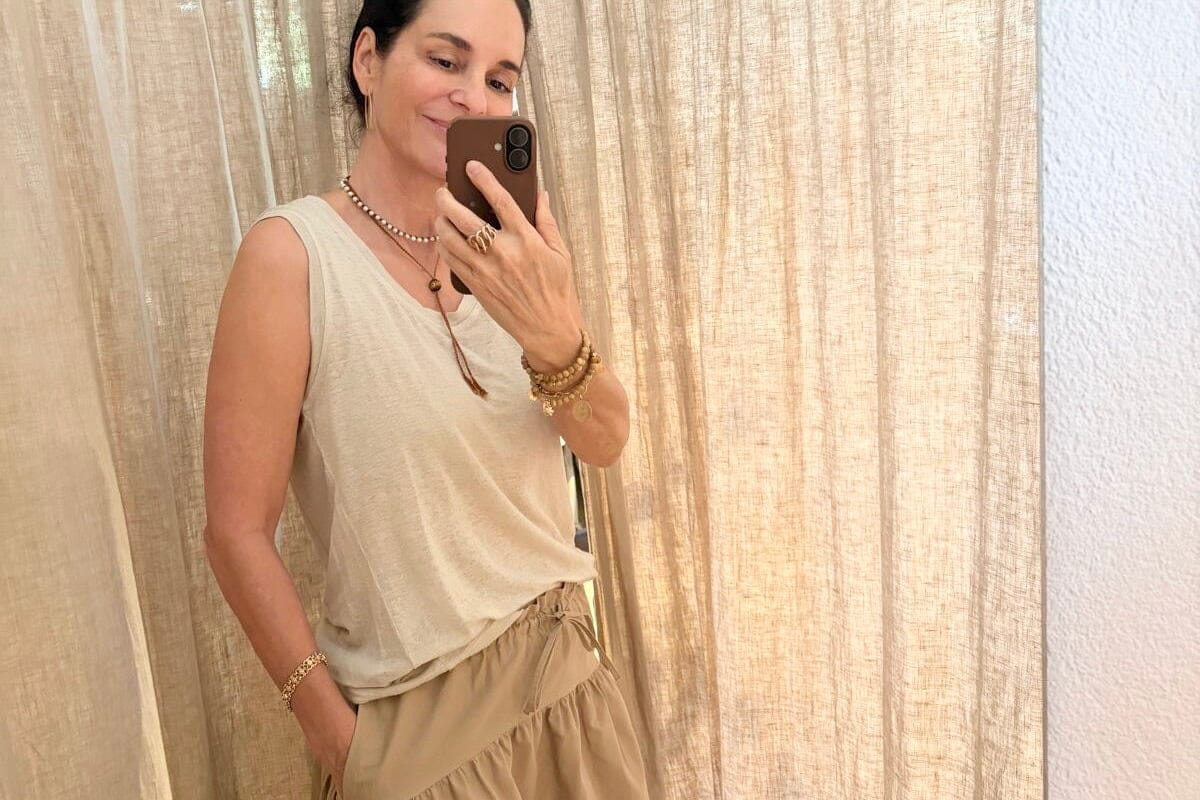 BOWERY NYC Essential Leinentanktop sand