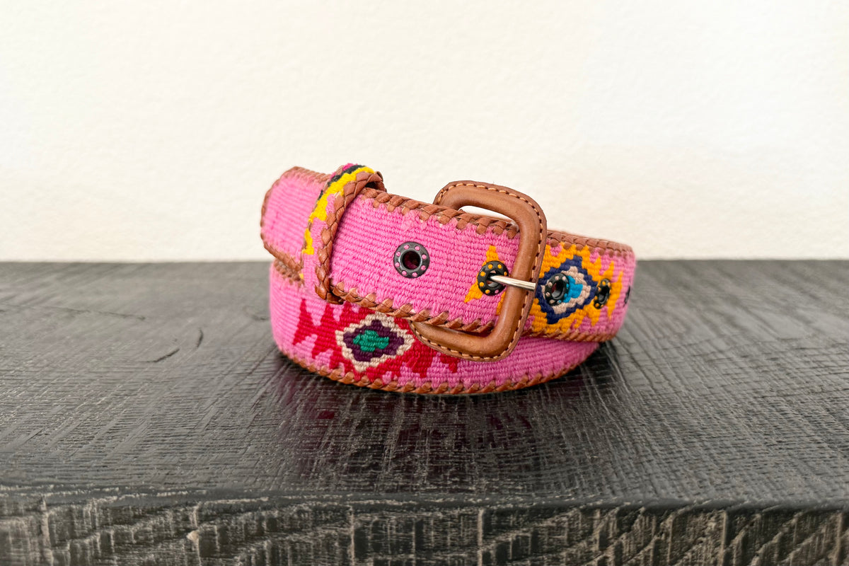 Mehrfarbiger, ethnischer Gürtel "UNYKE" pink