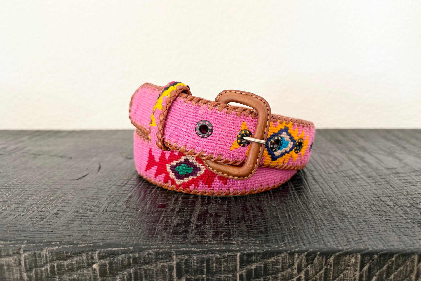 Mehrfarbiger, ethnischer Gürtel "UNYKE" pink