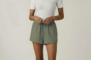VELVET by Graham and Spencer Baumwollshort "CLOVE07" military