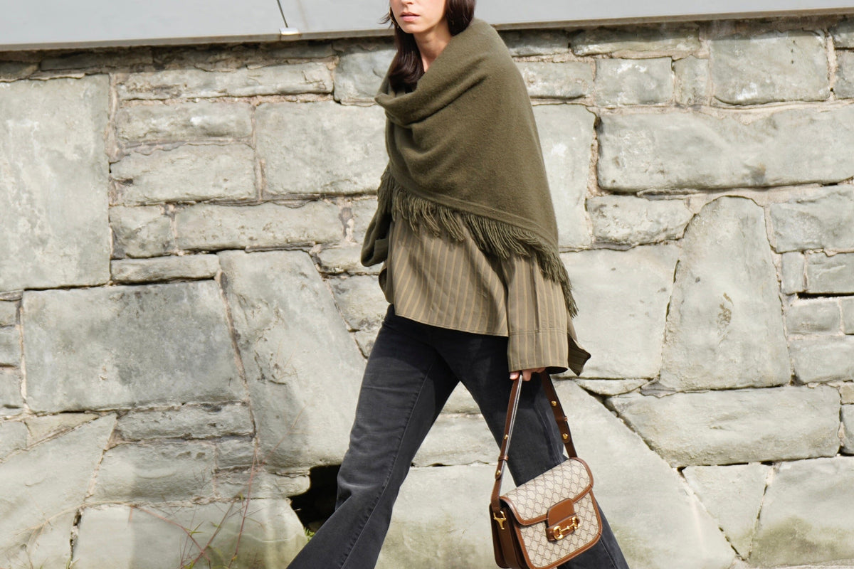 Choice by Réjane Rosenberger Cashmere Poncho black