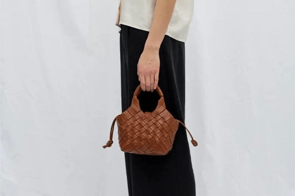 CALAJADE Leather shopper "MISU" MINI - black