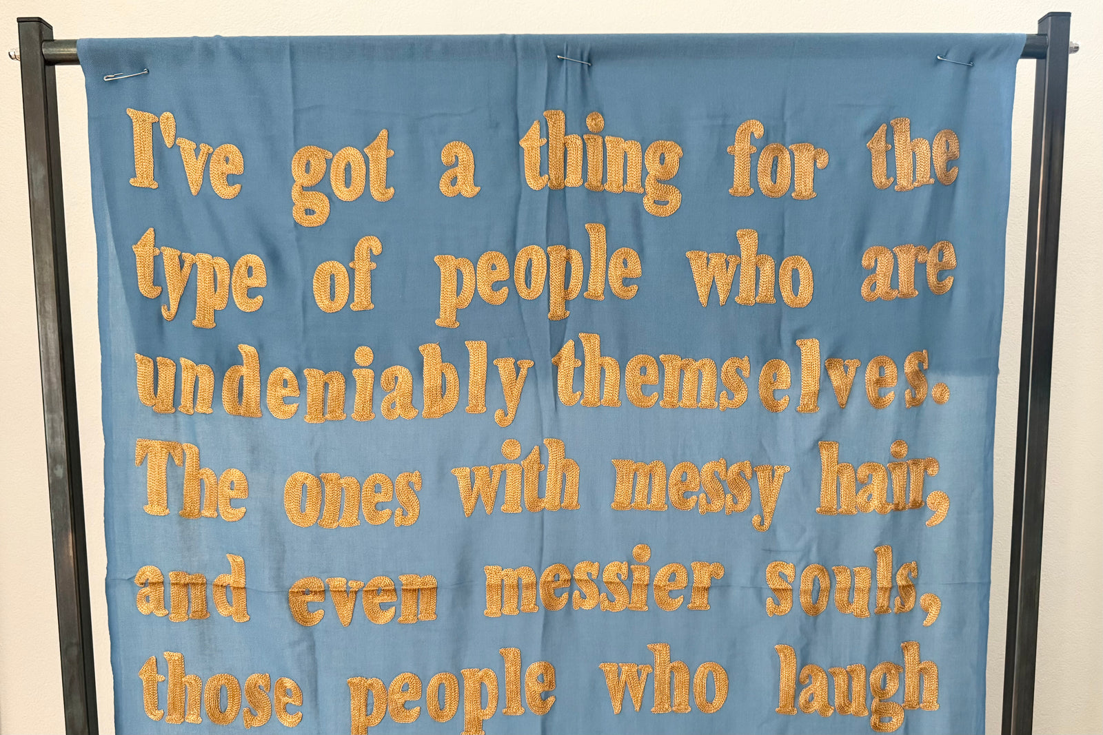 KARIEN BELLE Pashmina "POETRY"skyblue/gold