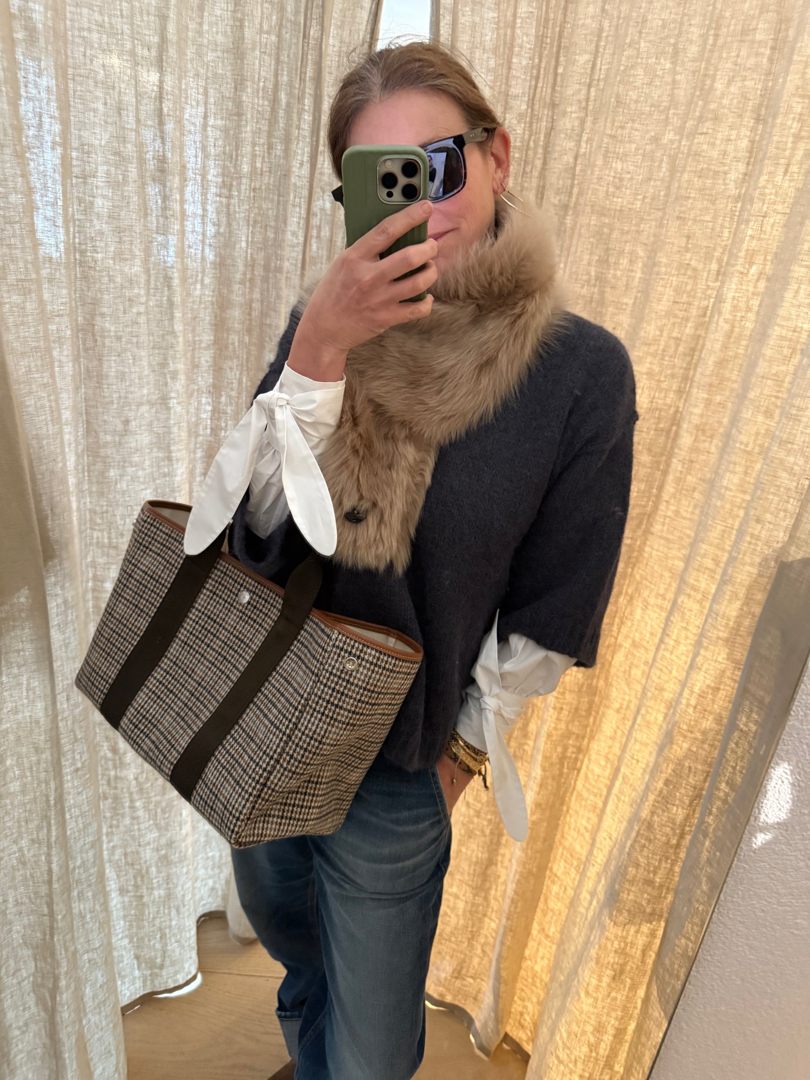 GUSHLOW AND COLE Baby Shearling Scarf with Button