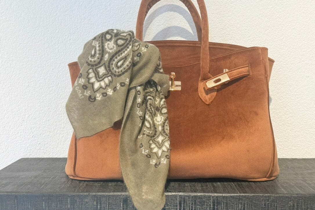 VON GOAT Cashmere Bandana "CALVIN" khaki