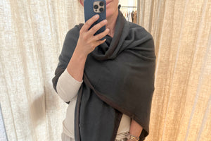 Choice by Réjane Rosenberger Cashmere Poncho grey