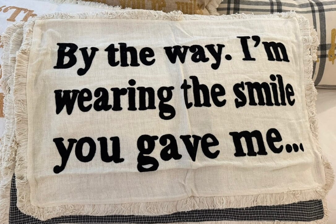 KARIEN BELLE Baumwollmix Poetry Kissen " BY THE WAY...."  schwarz