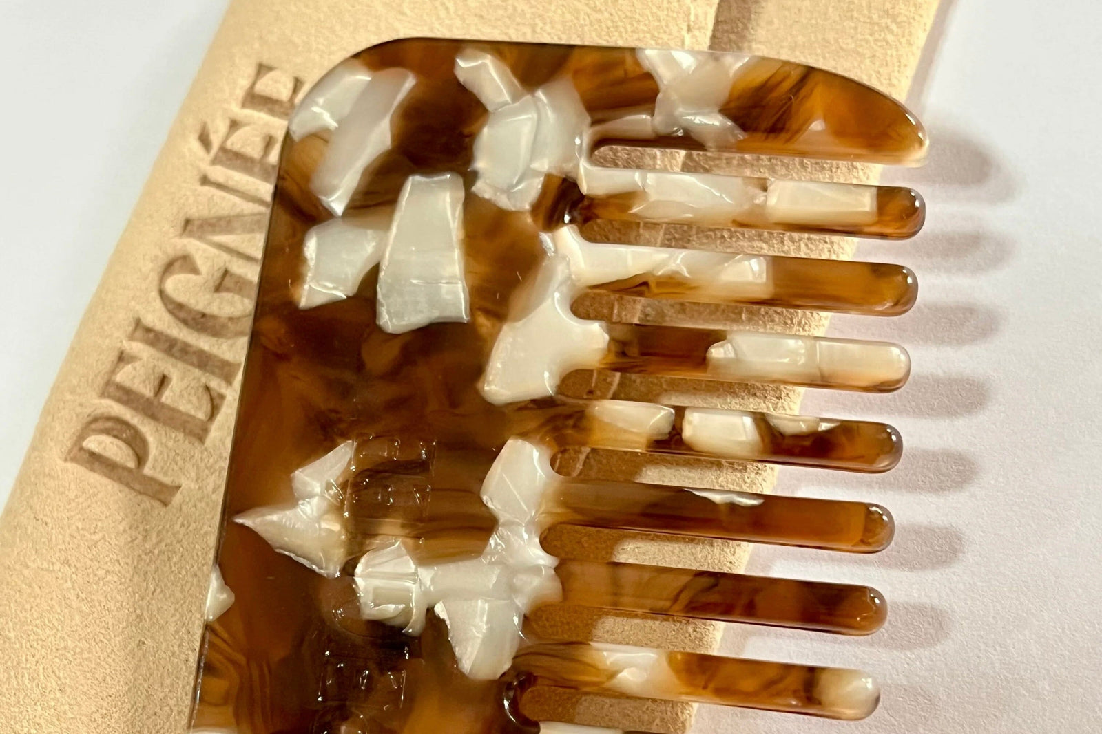 Peignée Paris Kamm  "VOYAGE" affogato