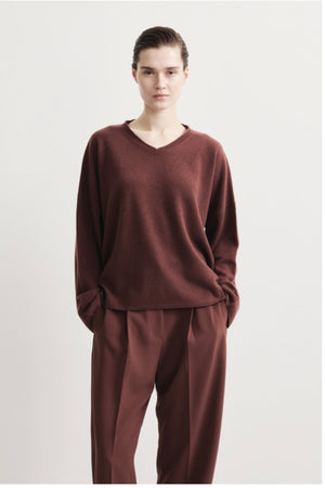 FFC Cashmere/Wool Feinstrick V-Neck Pullover "Neo" rost/braun