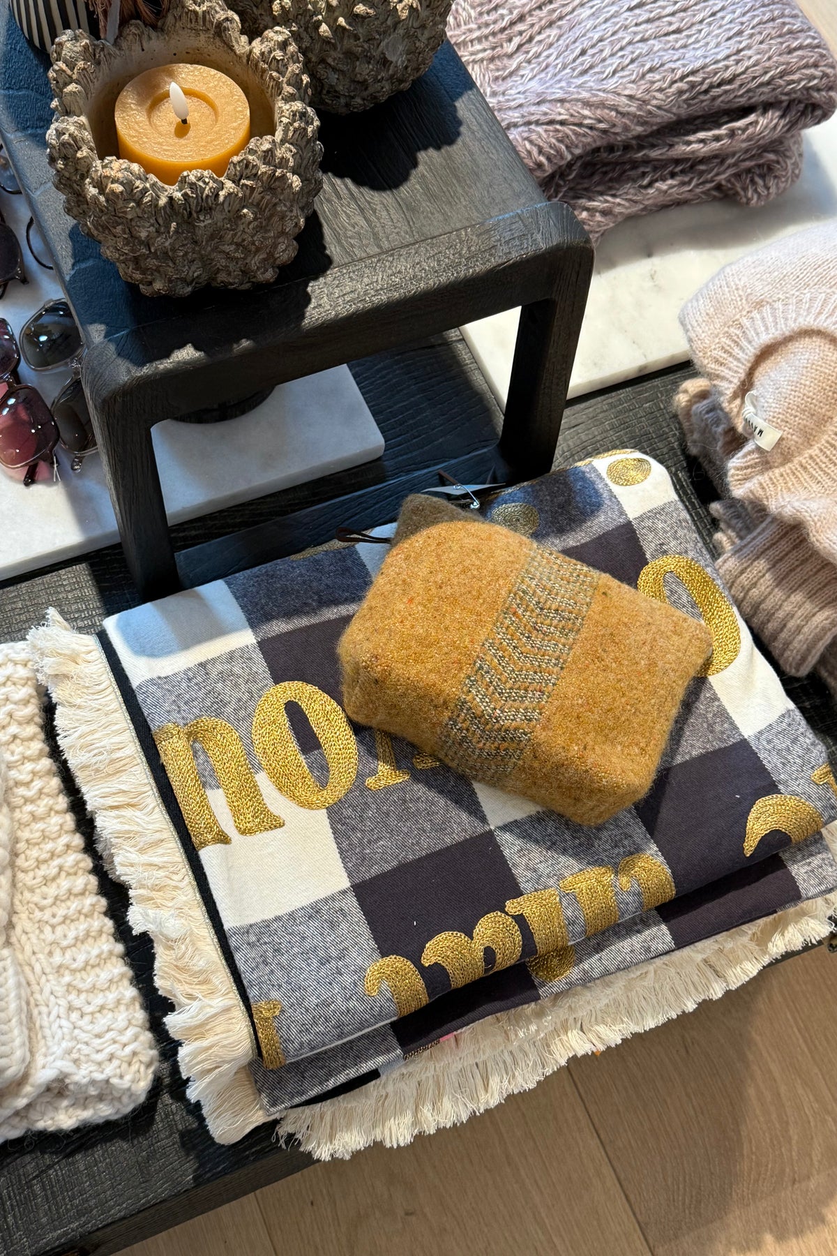 KARIEN BELLE WOOL Plaid "POETRY" black/off-white