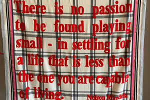 KARIEN BELLE WOOL Plaid "POETRY" off-white/red