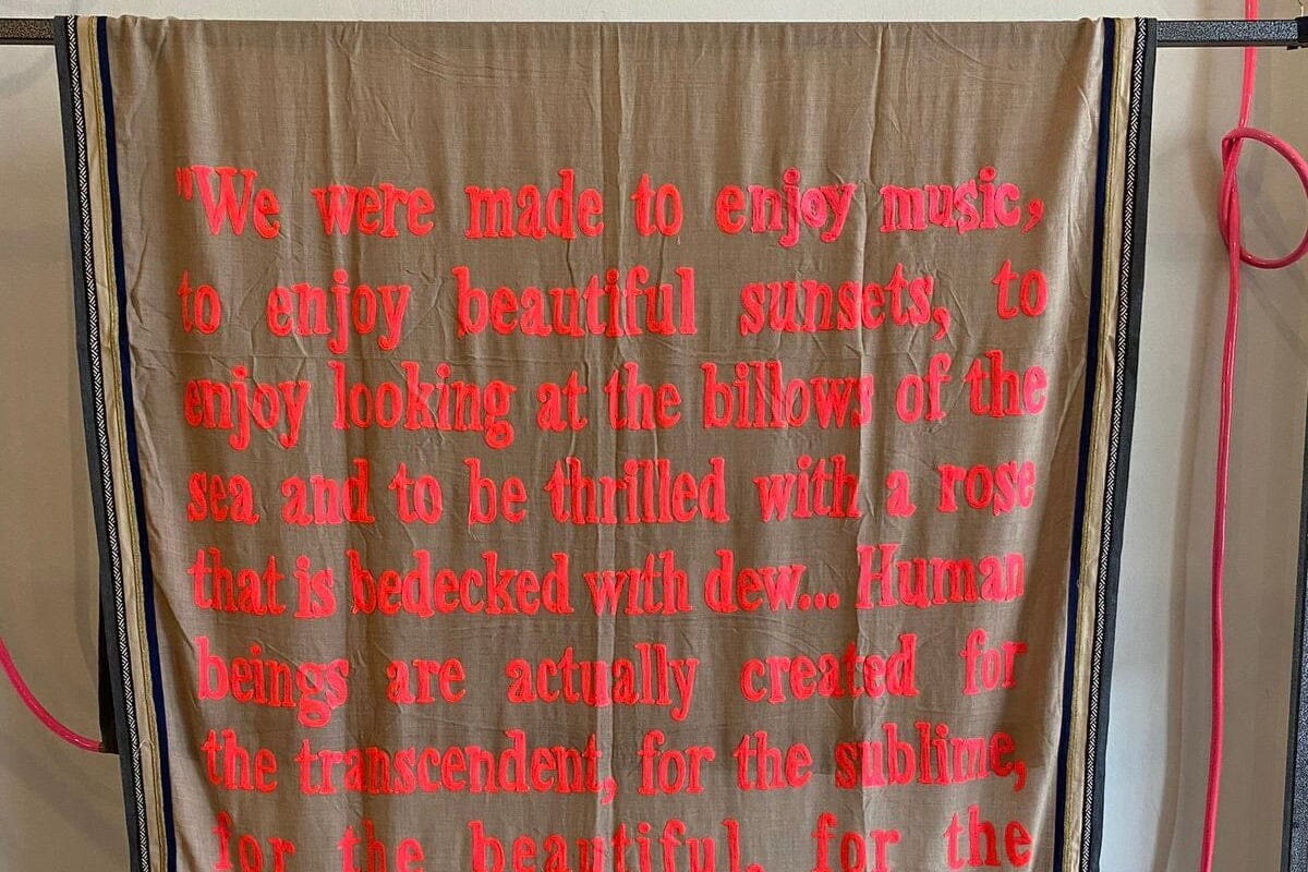 KARIEN BELLE WOOL Plaid "POETRY" camel