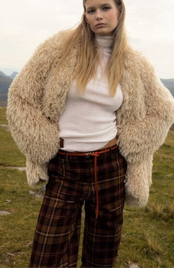 MOMONI Kuscheljacke "CHLOE" creme