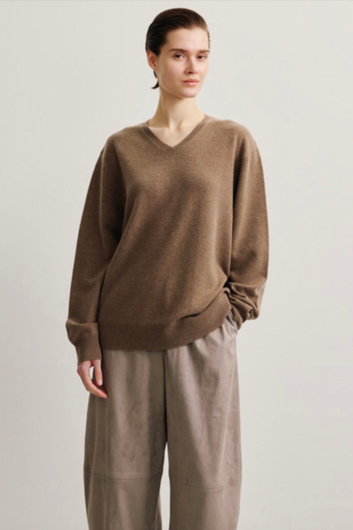 FFC Cashmere/Wool Feinstrick V-Neck Pullover "Neo" taupe