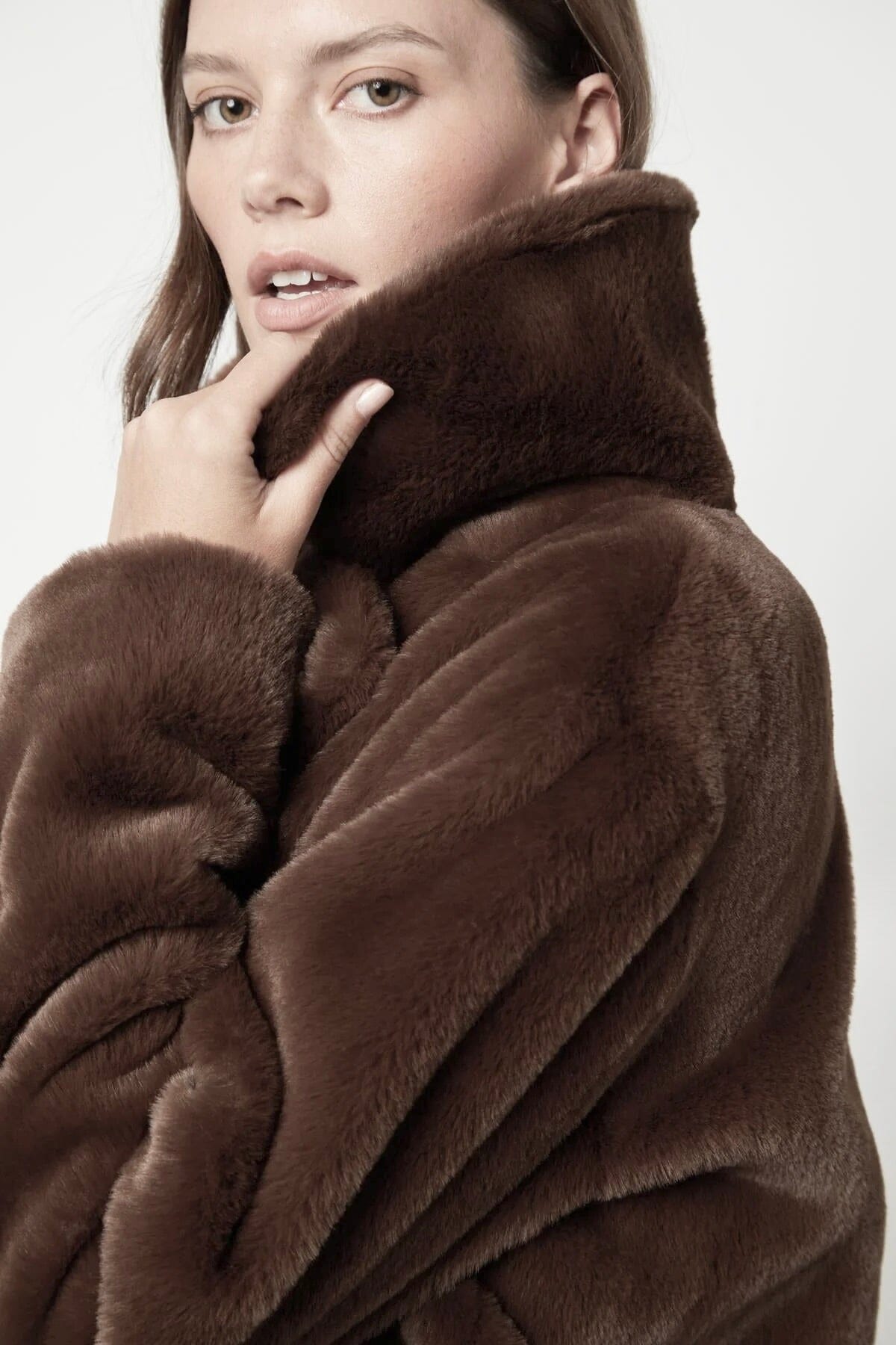 VELVET by Jenny Graham Fakefurjacke "SHEENA" espresso