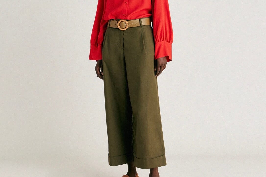 MOMONI Baumwollhose "GRECALE" army