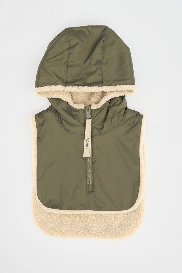 Tantä Fakefur - Kaputze "FORTUNE" olive