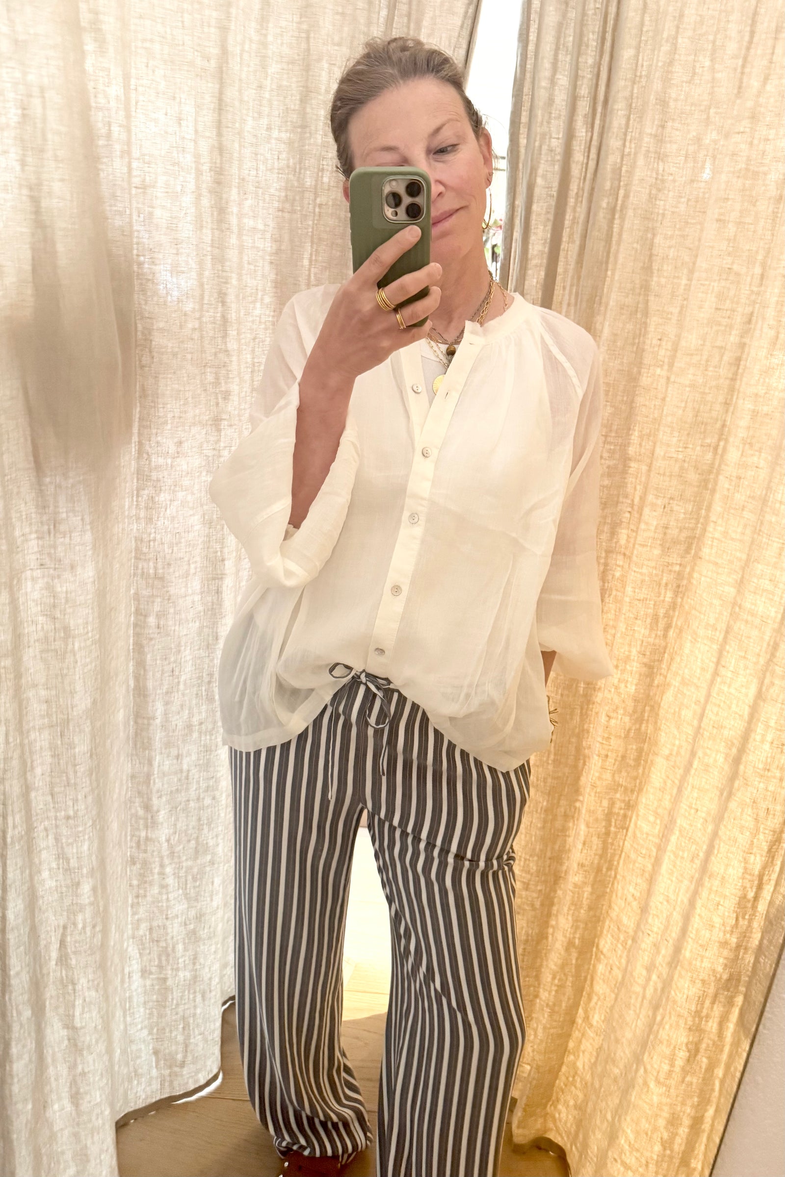 DEVOTION Ramiebluse "AMIRA" creme