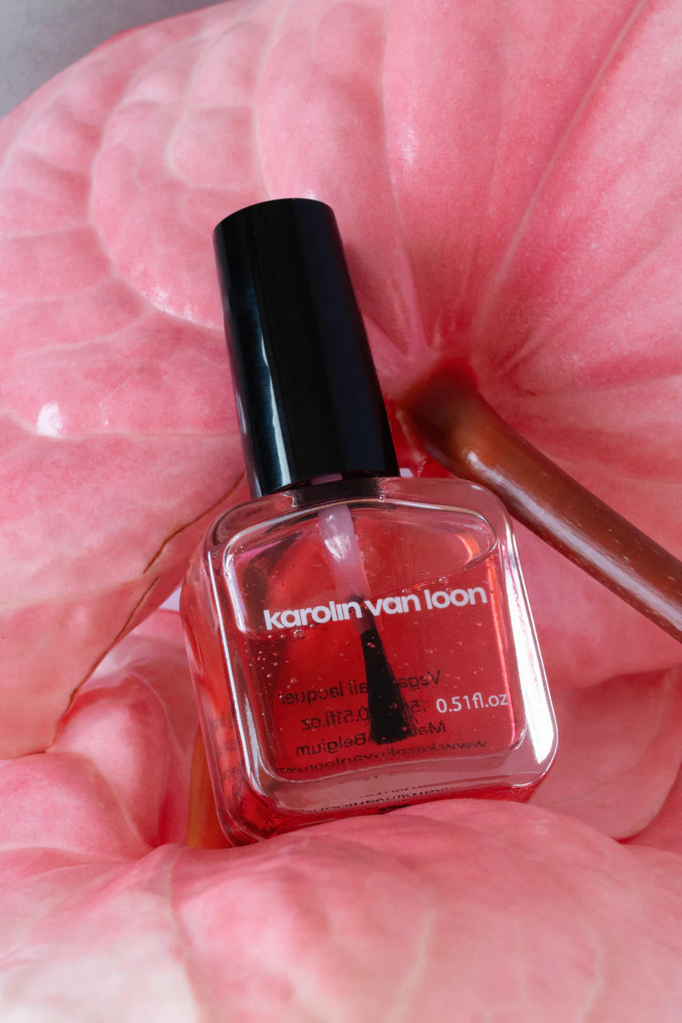 KAROLIN VAN LOON "56" Hydra Glow