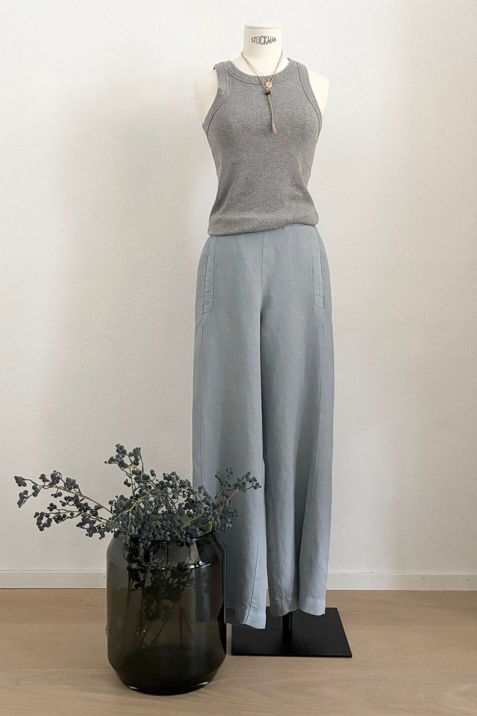 VIA MASINI leather joggers black